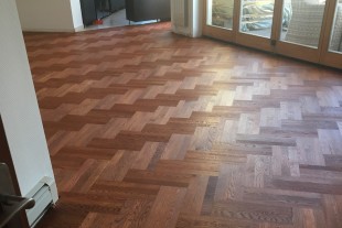 Parketta színezés